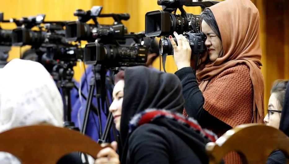 Afgan medyası Taliban’ın sansür kılıcı altında