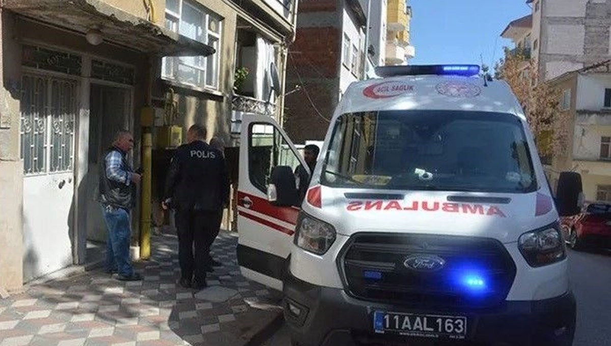 Çamaşır asarken komşusunun cesedini buldu