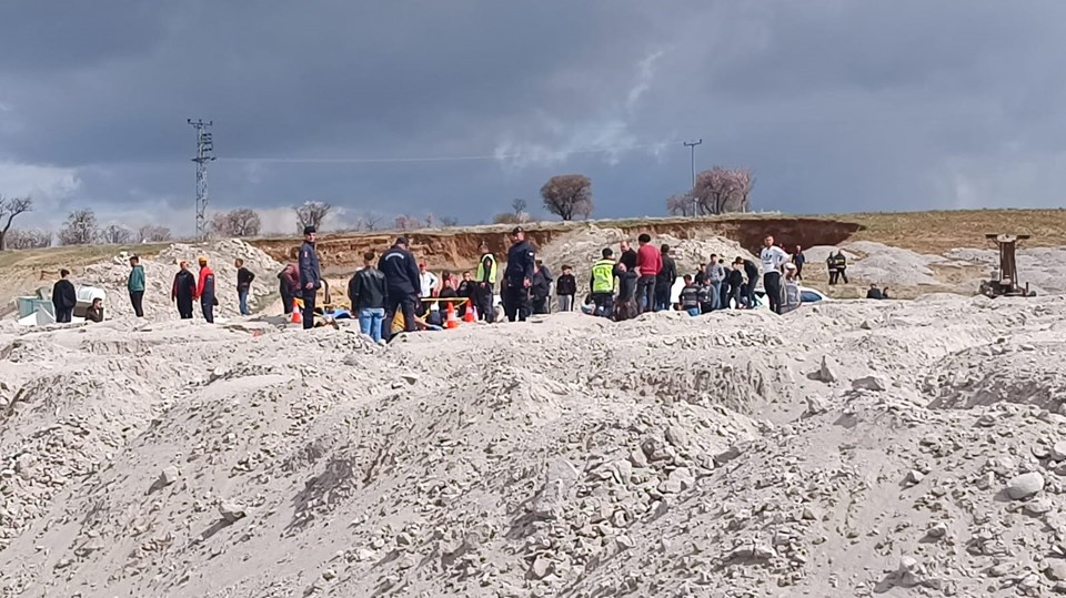 Niğde'de patates deposunda göçük: 2 ölü, 3'ü ağır 4 yaralı - 1