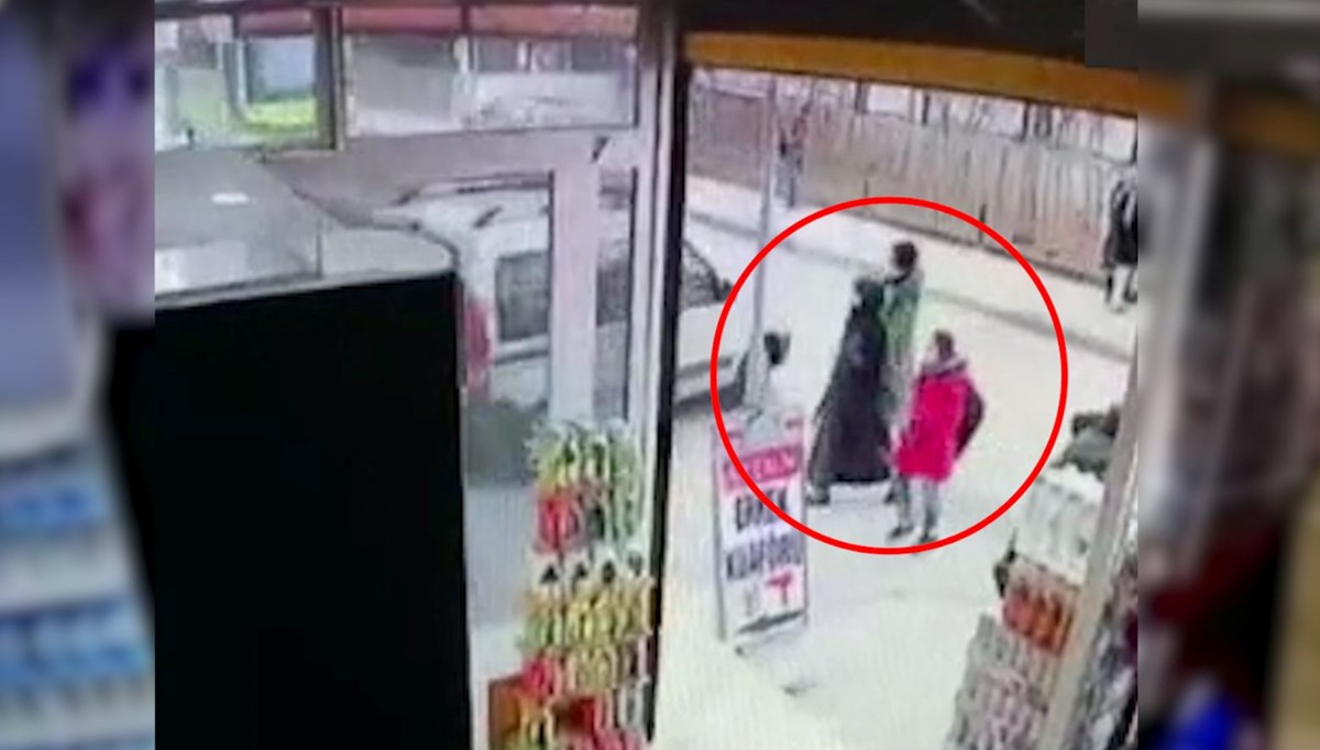 Aşırı hız faciası: İki çocuğuyla otobüsün altında kalıp can verdi