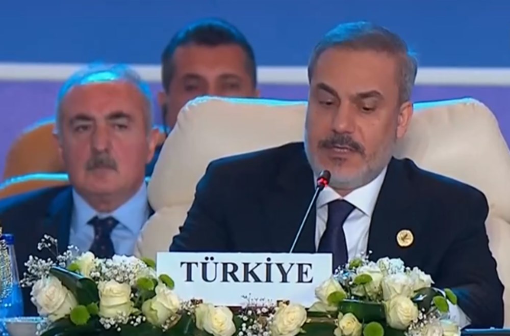 Bakan Fidan: Yeni bir garanti mekanizması hayata geçirilmeli (Kahire'de Filistin için barış zirvesi) - 7