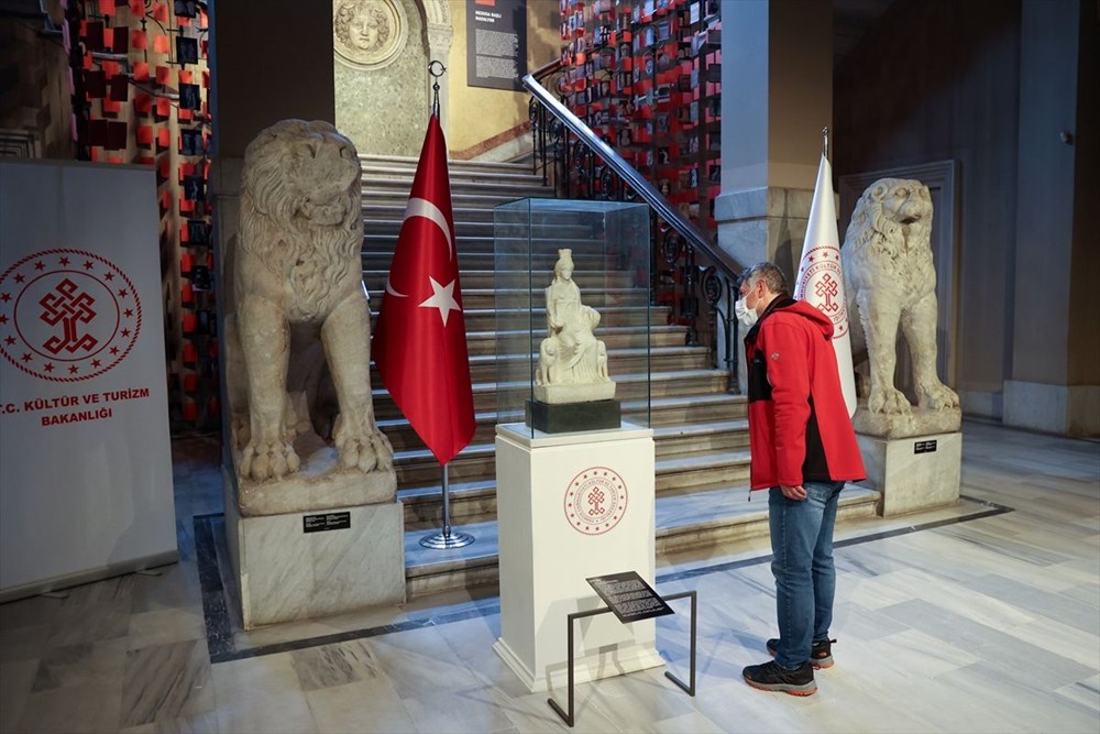 Türkiye'ye dönen Kybele heykeli ziyaretçilerini ağırlamaya başladı - 2