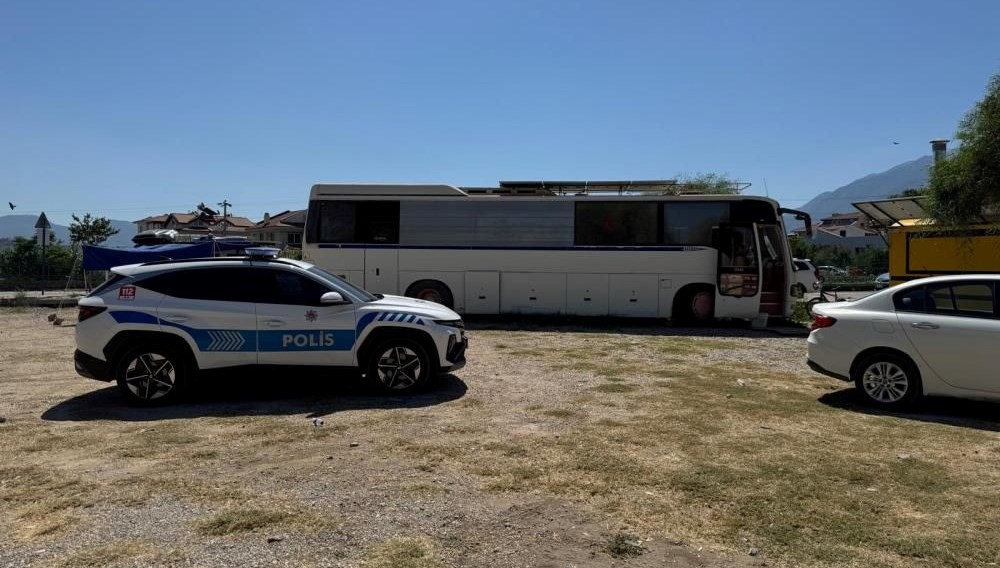 Otobüste yaşayan şoför ölü bulundu