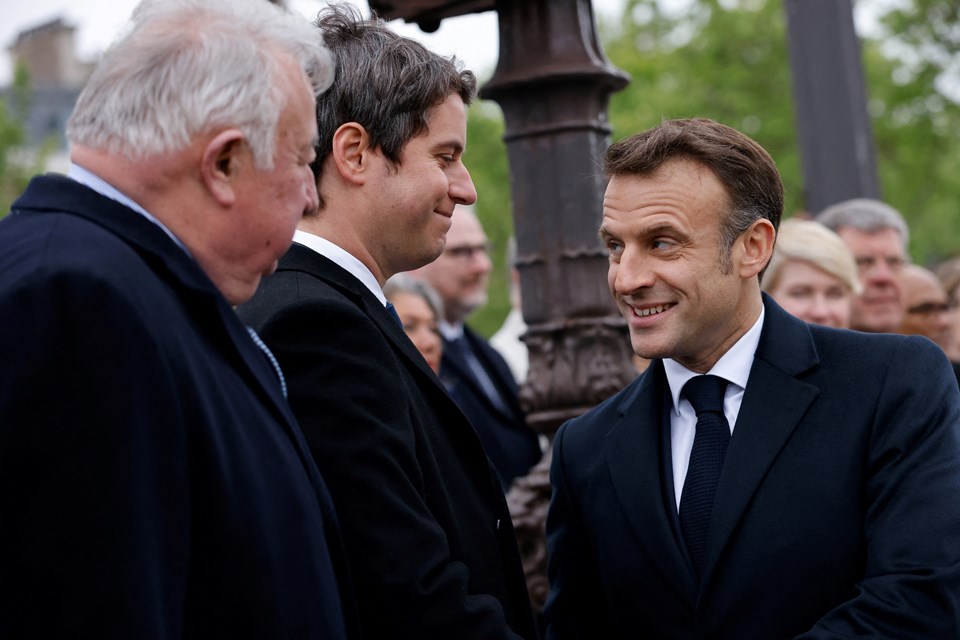 Kadın aday Hayer'in konuşmasını bölen Fransa Başbakanı Attal'a "manterrupting" suçlaması - 1