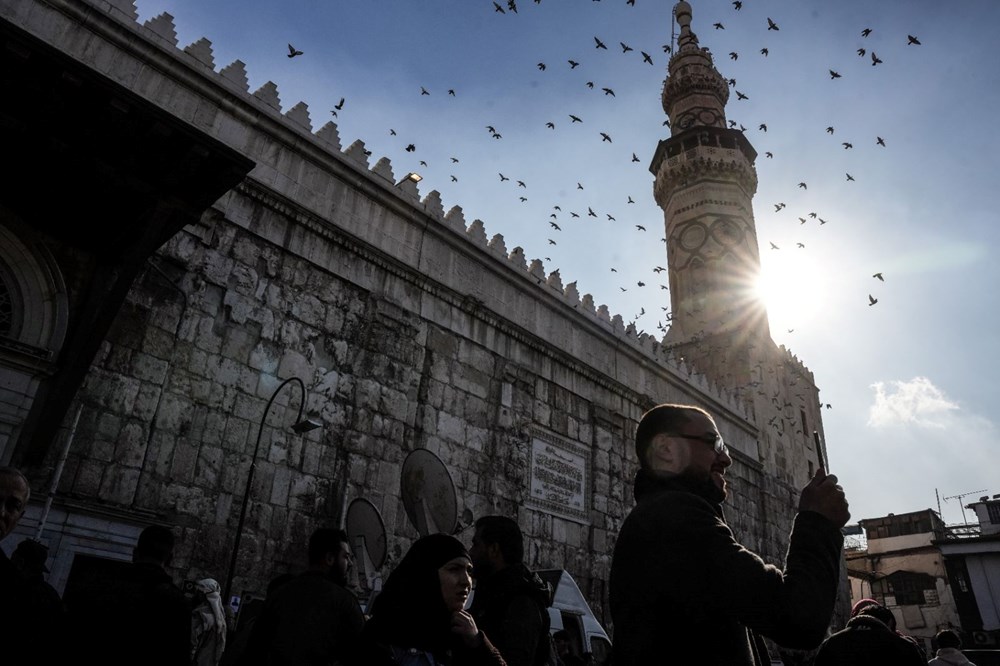 Esad sonrası ilk cuma namazı: Suriyeliler Emevi Camii'ne akın etti - 6