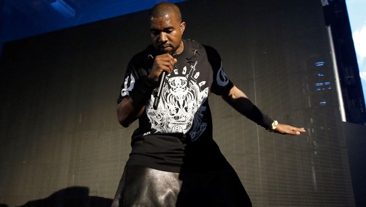 Kendisinden imza isteyen kişiyi yumruklayan Kanye West: Hayranım değildi