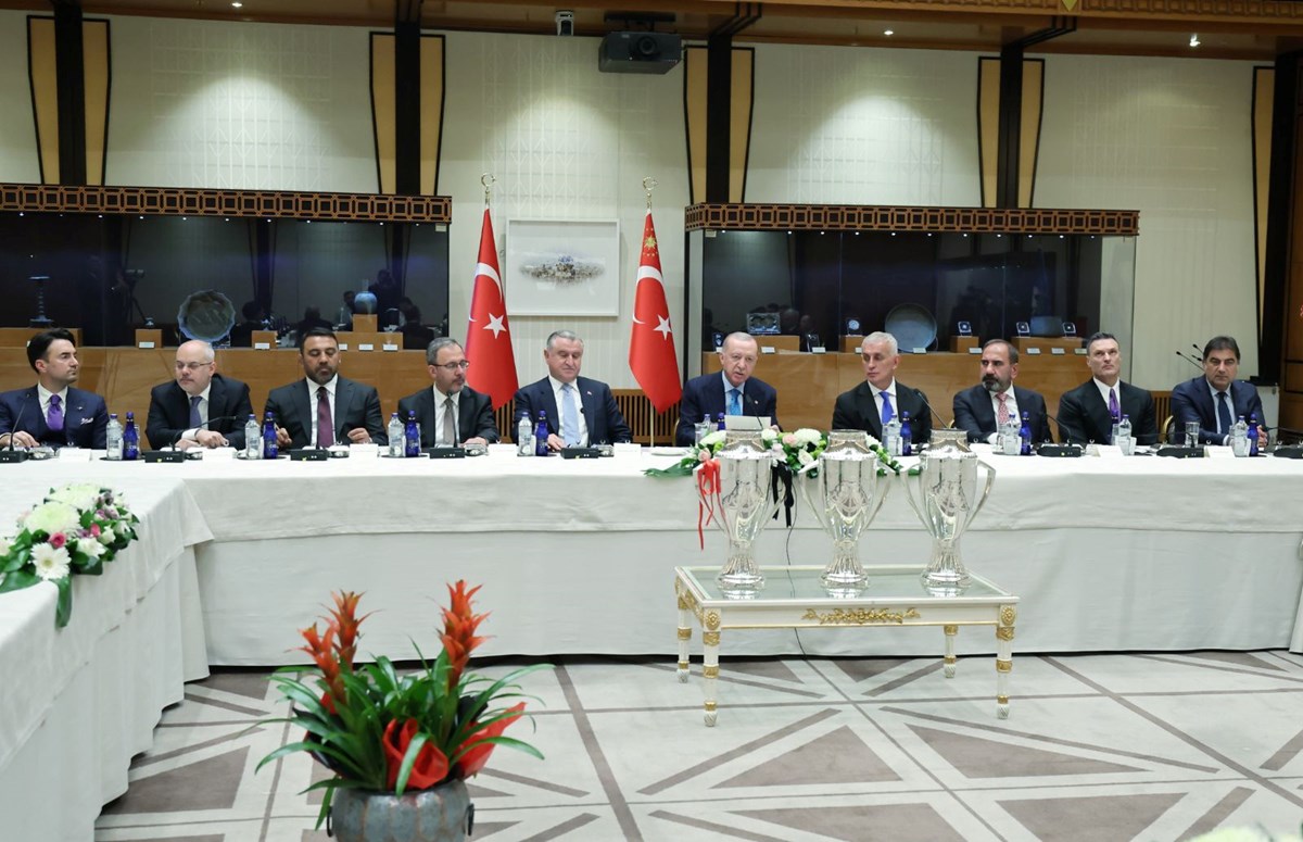 q38z9bPTDE2sCd2aFFX-qQ.jpg