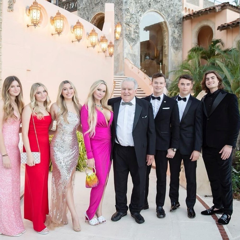 Amerika tarihine geçen aile: Versay Kraliçesi'nin hayali yarım kaldı 74 q3Kpqnmi