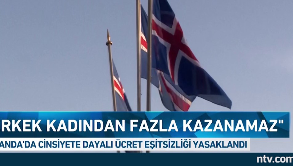 Hemşirelerden yeni doğan bebekle işkence gibi oyun NTV Hemşirelerden yeni doğan bebekle işkence gibi oyun NTV