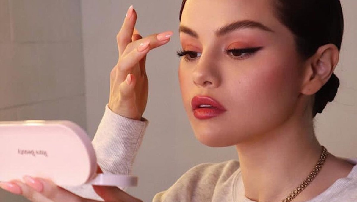 Selena Gomez'in Rare Beauty'si dünyaya açılıyor