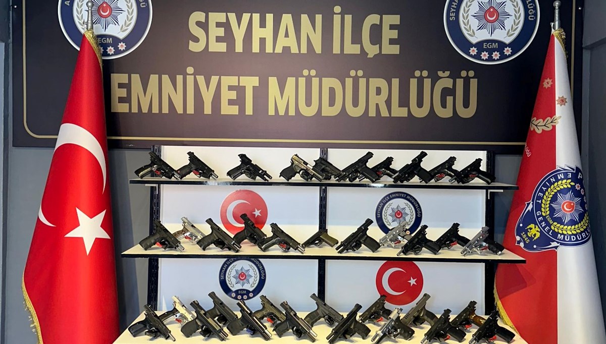 Adana'da 61 ruhsatsız silah ele geçirildi Adana'da 61 ruhsatsız silah ele geçirildi