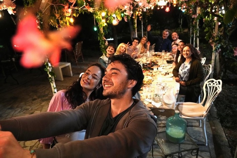 Aile Saadeti dizisinin oyuncuları kimler? Aile Saadeti konusu ve oyuncu kadrosu - 1