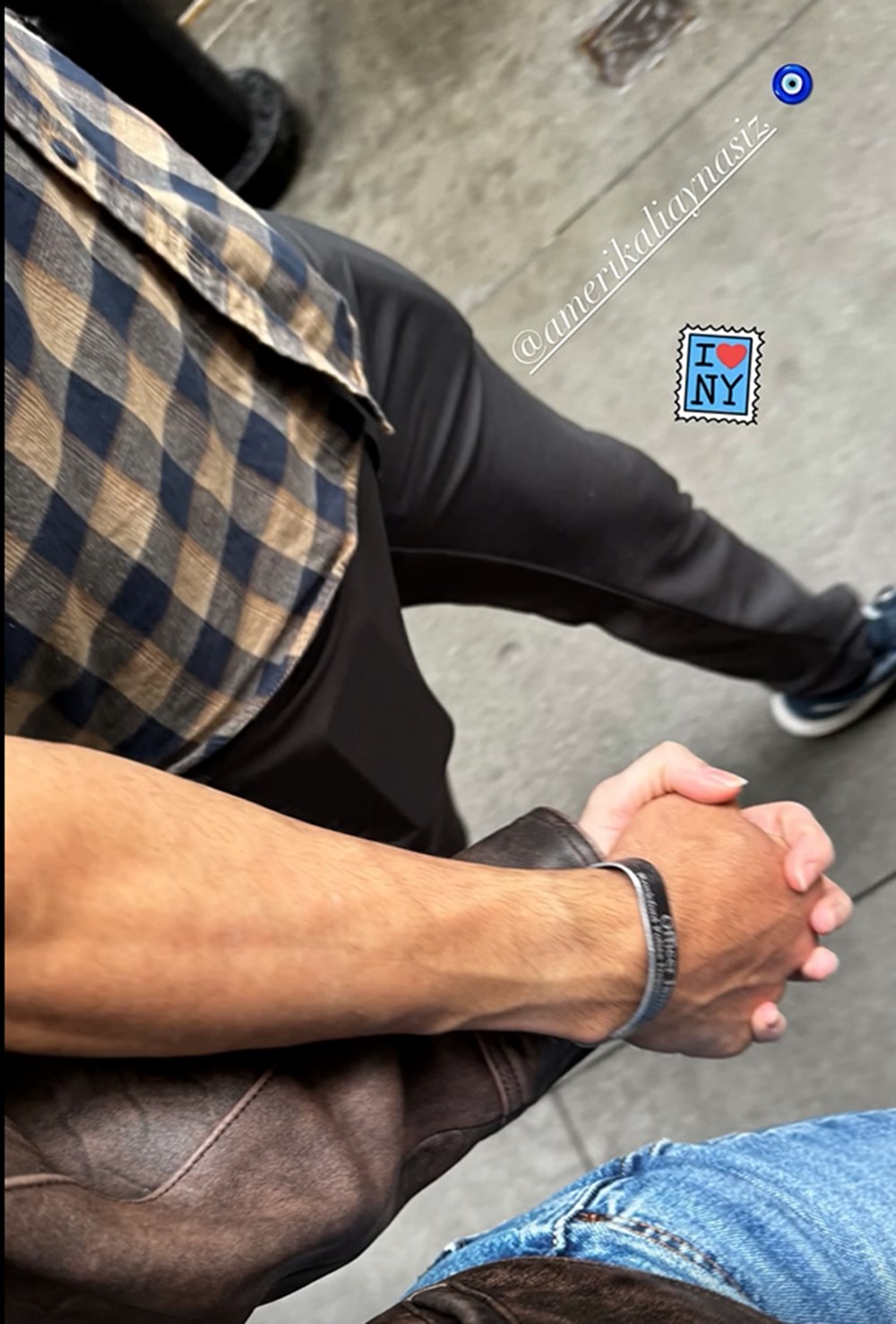 q6lpTg 4sE2We8YsZsEemQ