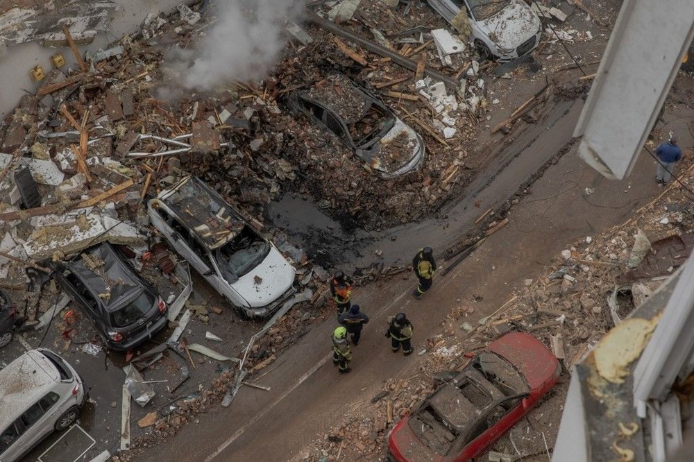 Kiev'e bombalar yağdı: 12 saatlik saldırı şehri harap etti - 5