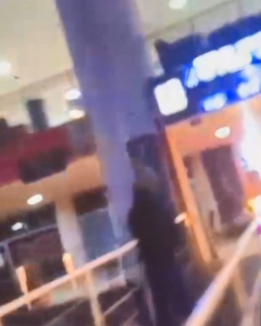 Dövmeyi beğenmedi: Birinci tehditler savurdu sonra dükkana kurşun yağdırdı 72 q8cYtE6l k6VE0VhXGsJ5g