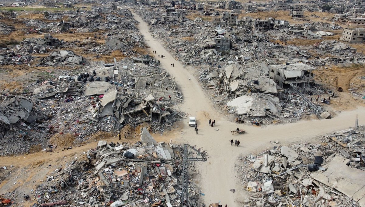 Gazze'de ölü sayısı 47 bin 161'e yükseldi: Enkazlardan cesetler çıkmaya devam ediyor Gazze'de ölü sayısı 47 bin 161'e yükseldi: Enkazlardan cesetler çıkmaya devam ediyor