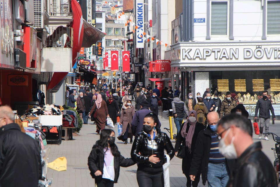 Samsun'da vakaların gizlendiği mahallede 150 kişinin yarısı corona çıktı - 1