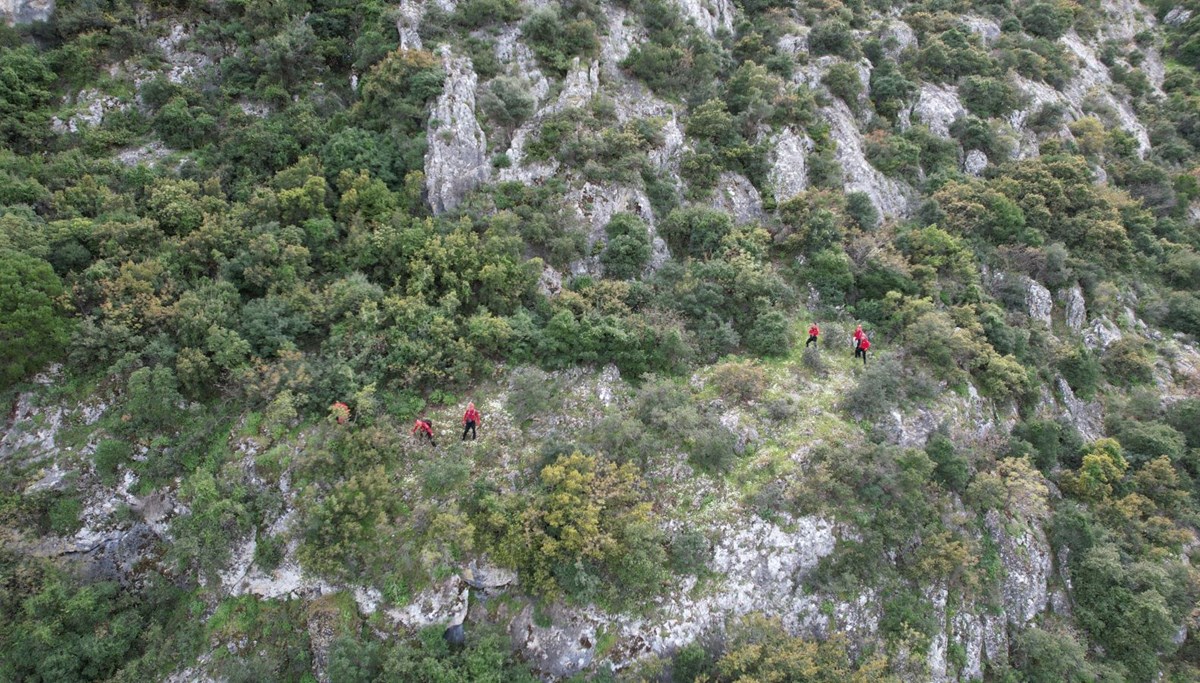 Manisa Spil Dağı'nda erkek cesedi bulundu