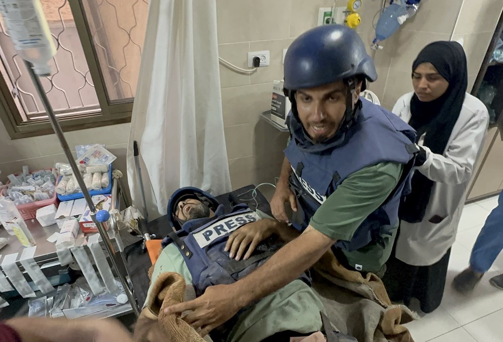 İsrail ordusu gazetecilere saldırdı: TRT Arapça kameramanı yaralandı - 2