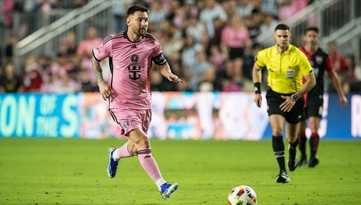 Lionel Messi'den sezonun ilk golü: Los Angeles'ta puanlar paylaşıldı Lionel Messi'den sezonun ilk golü: Los Angeles'ta puanlar paylaşıldı