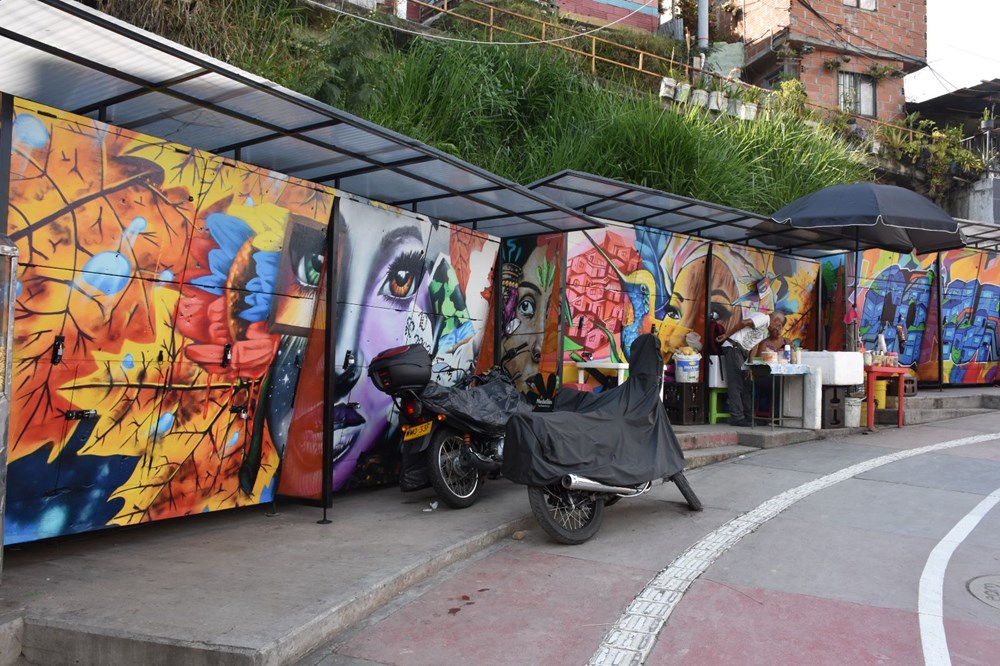 Kolombiya'nın tehlikeli bölgesi Comuna 13 çetelerden arındıktan sonra cazibe merkezi oldu - 7