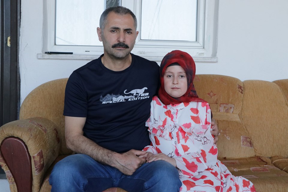 Karaciğer nakli bekleyen Zeynep ve ailesi, bayramı buruk geçiriyor: ''Kızımı kaybetmek istemiyorum'' - 1