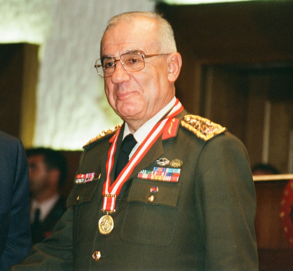 Eski Genelkurmay Başkanı İsmail Hakkı Karadayı son yolculuğuna uğurlandı
