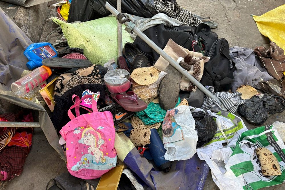 Hindistan'da bir izdiham daha: İki farklı seferi karıştıran yolcular ezilerek öldü - 3