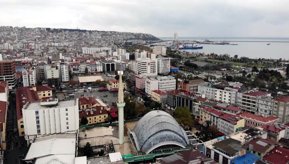 Yurt dışından Samsun'a gelecek olanlara iki doz aşı ya da karantina zorunluluğu getirildi
