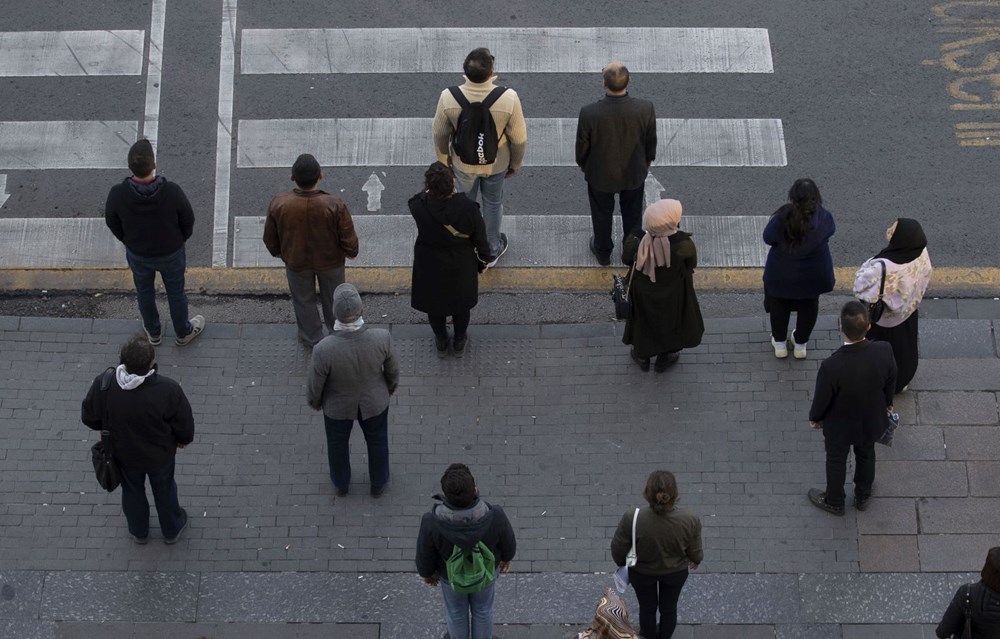 Saat 9'u 5 geçe hayat 1 dakika durdu - 4