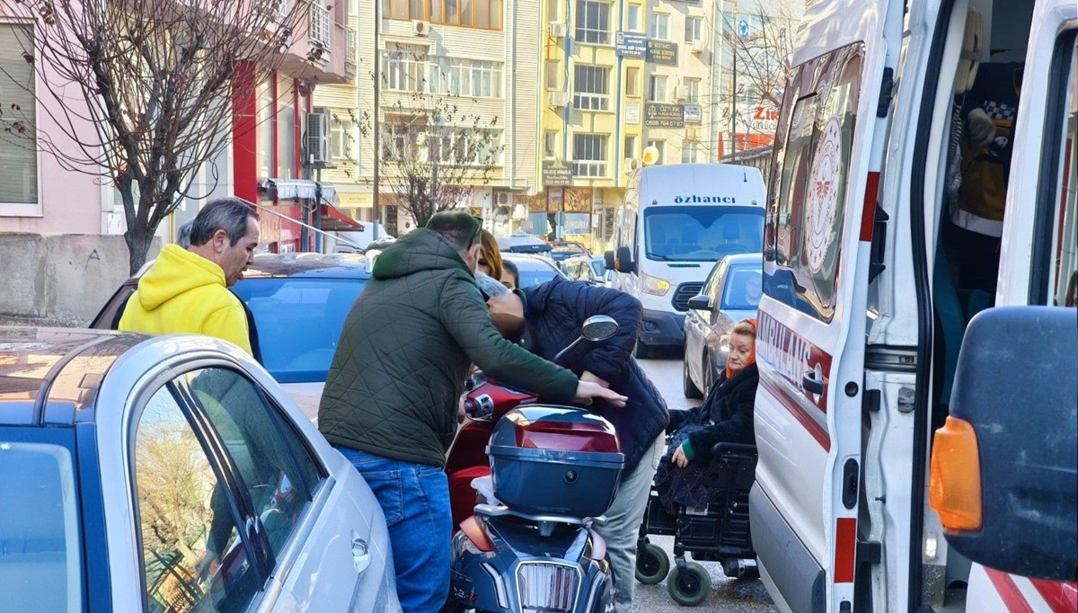 Kontrolden çıkan motosiklet devrildi: 1 yaralı