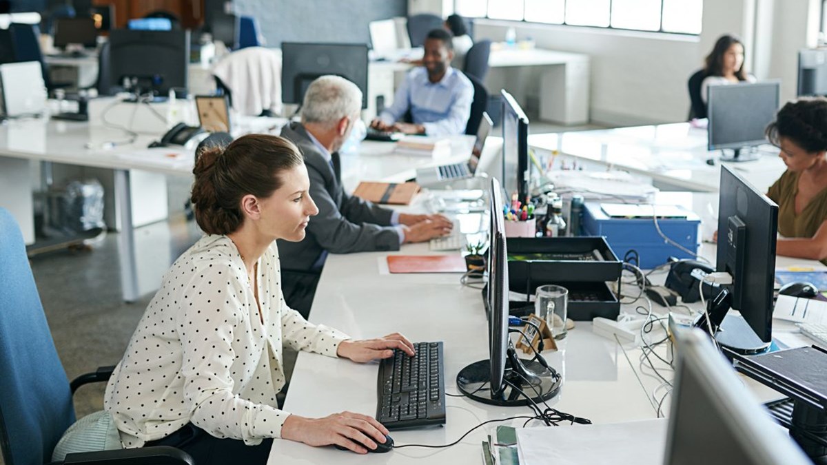 ofis calisanlarina bel ve sirt