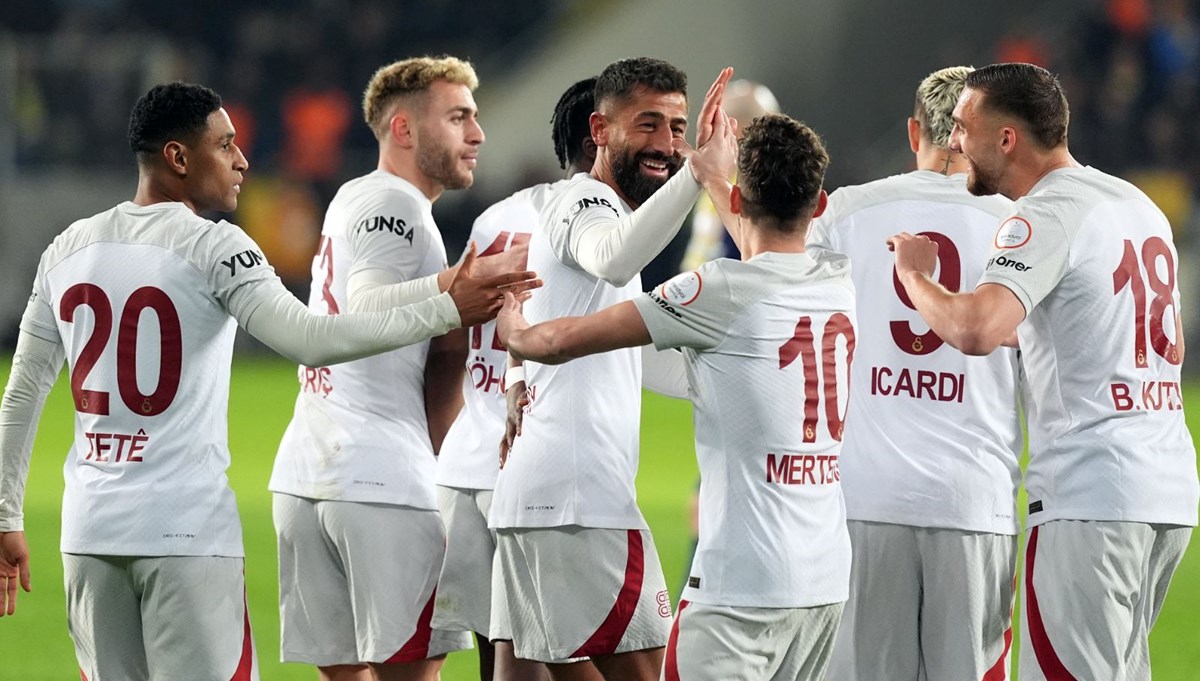 Galatasaray liderliğini sürdürdü: 3 puan 3 golle geldi Galatasaray liderliğini sürdürdü: 3 puan 3 golle geldi