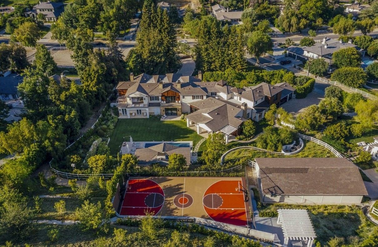 qK9DWRXkAUWcZNfgIVwYYg