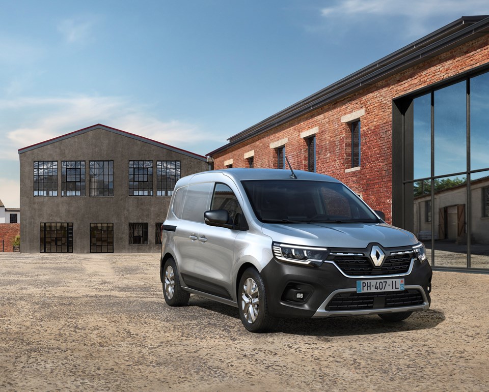 Renault yeni hafif ticari araç modellerini tanıttı - 4