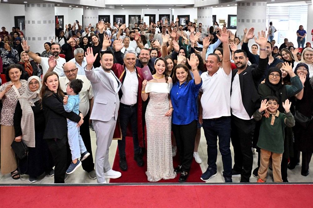 05.05.2025'te "Evet" demek isteyen çiftler salonları doldurdu 76 qLNbd1IwZUCVbVr2O6Z MA