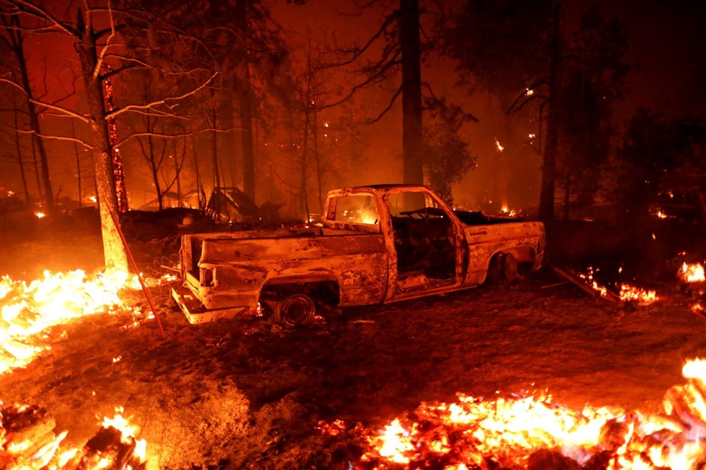 ABD'nin California eyaletindeki yangın kontrol altına alınamıyor - 5