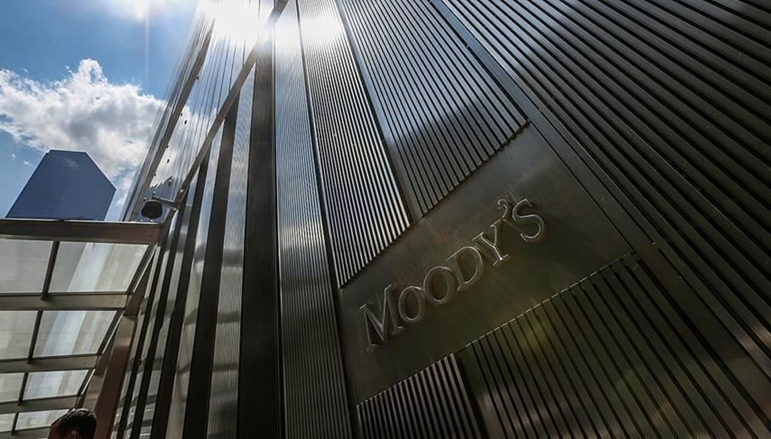 Moody's Fransa'nın not görünümünü negatife çevirdi