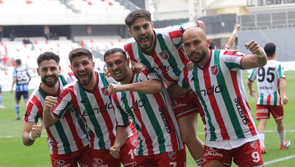 Karşıyaka final aşkına