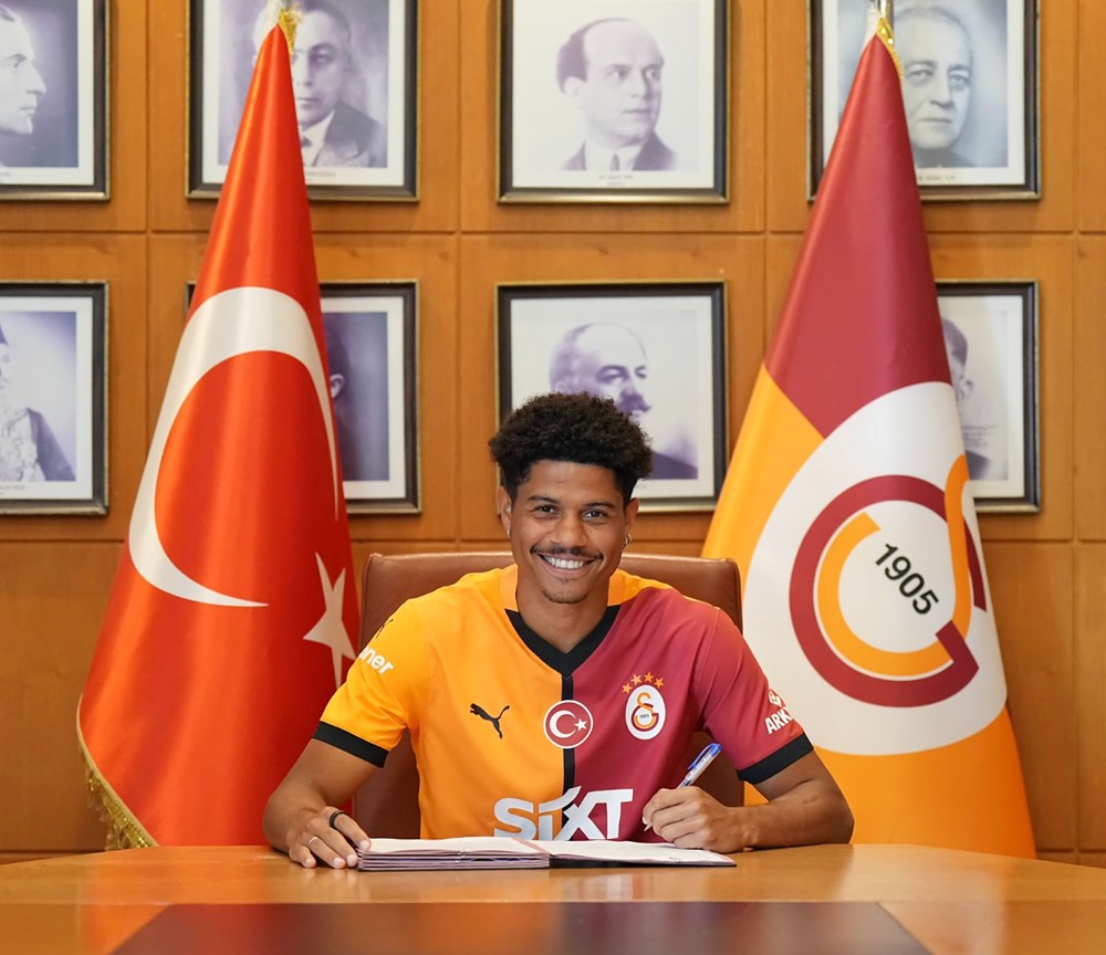 Galatasaray'ın yeni transferi Gabriel Sara tarihe geçti: Kulübün en pahalı imzası! - 1