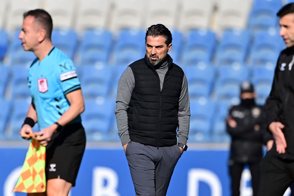 Süper Lig'de VAR bozuldu: Aynı pozisyona iki farklı karar! - 3