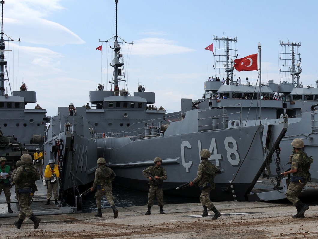 Foca Daki Askeri Usse Operasyon 201 Gozalti Ntv