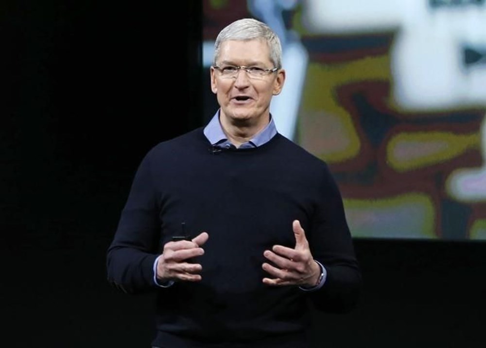 Apple'ın CEO'sundan sosyal medya itirafı - 1