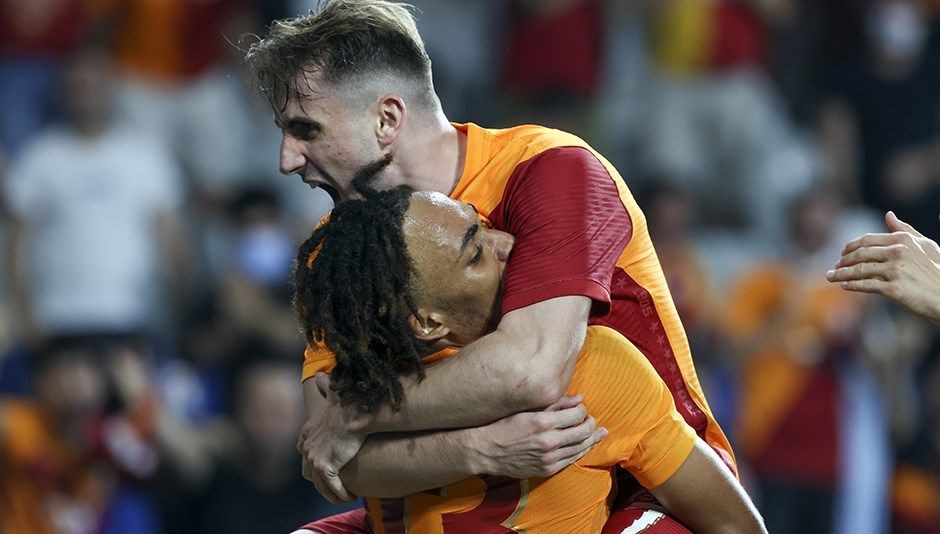 SON DAKİKA: Galatasaray UEFA Avrupa Ligi'nde Play-off Turuna Yükseldi ...