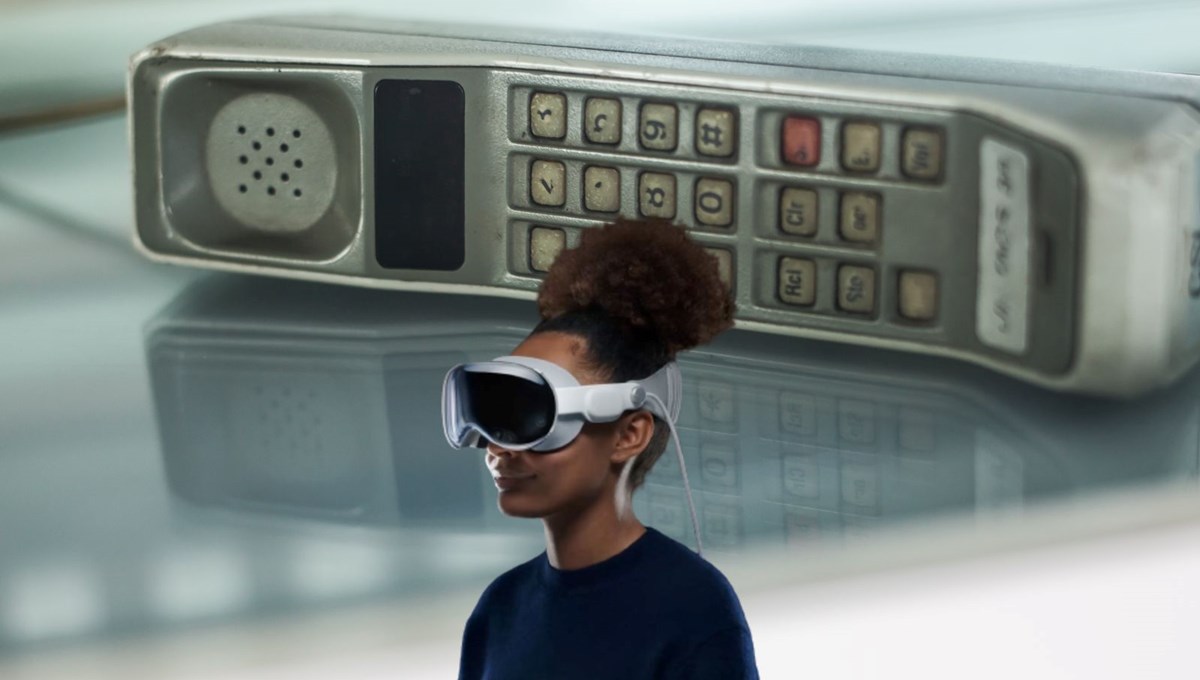 Dünyada satılan ilk cep telefonunun fiyatı ve Apple Vision Pro örneği Dünyada satılan ilk cep telefonunun fiyatı ve Apple Vision Pro örneği