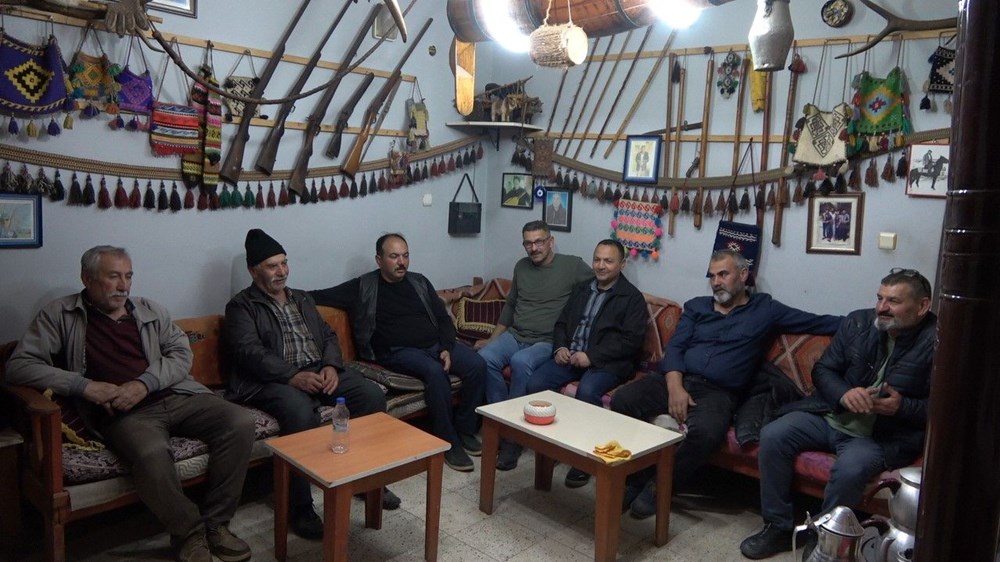 Telefon Yok, Nostalji Var: Muhtarın Antika Ofisi 72 qPXCxq37TkaIuB PrLfRkw