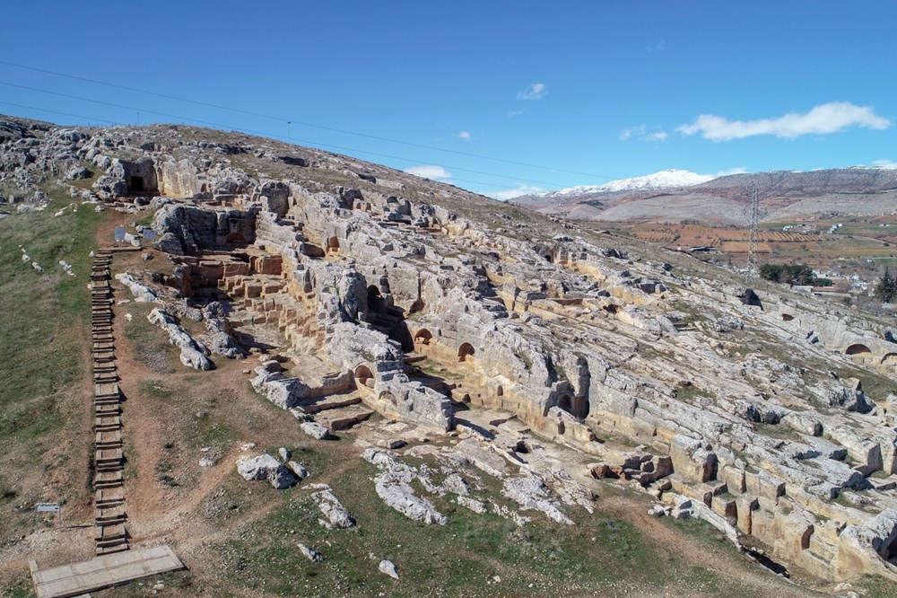 Depremler tarihi yapılara da büyük zarar verdi - 54