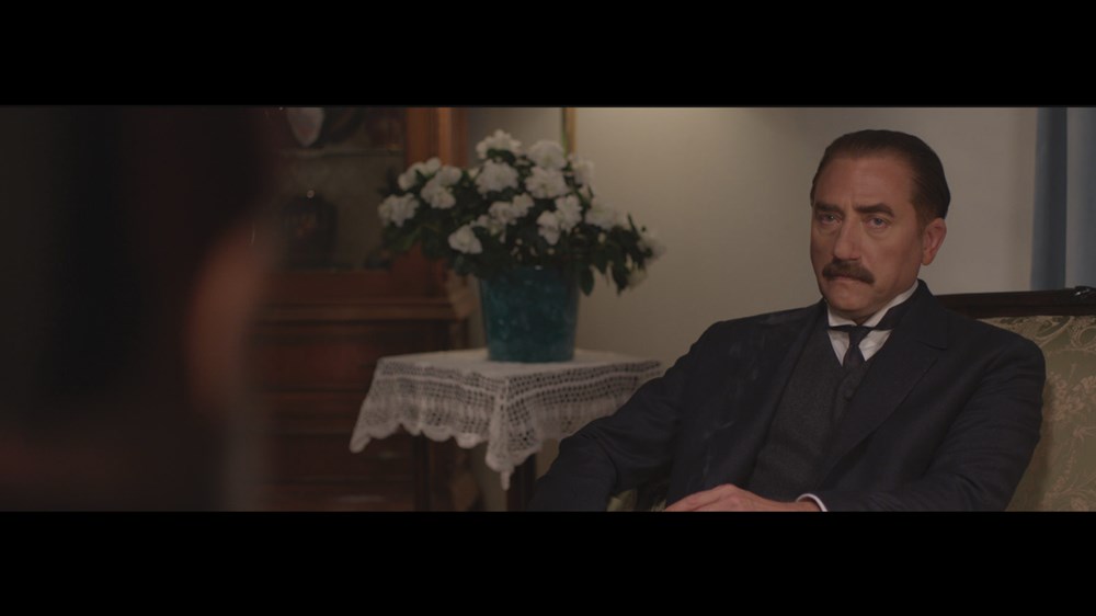 Yiğit Özşener'in Atatürk makyajı 5 saat sürdü - 5