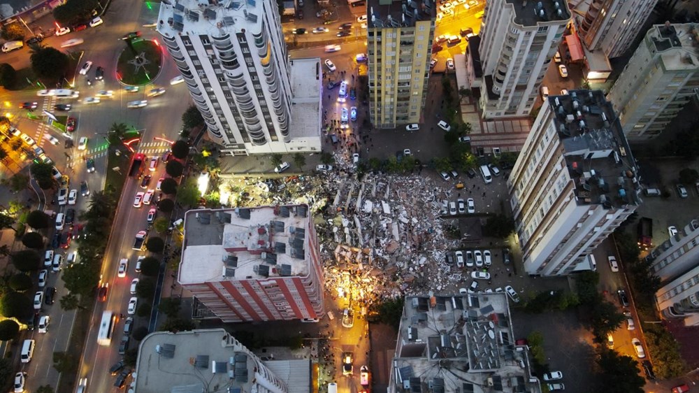 Türkiye yasta... Depremin vurduğu 10 ilden çarpıcı fotoğraflar!