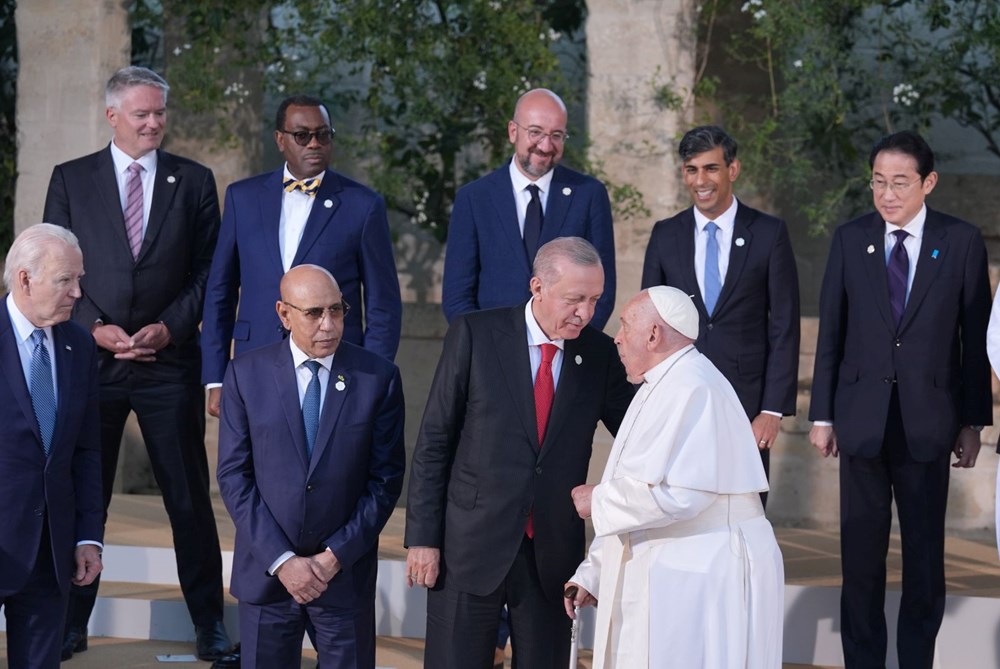 Cumhurbaşkanı Erdoğan G7 zirvesi için İtalya'da - 11